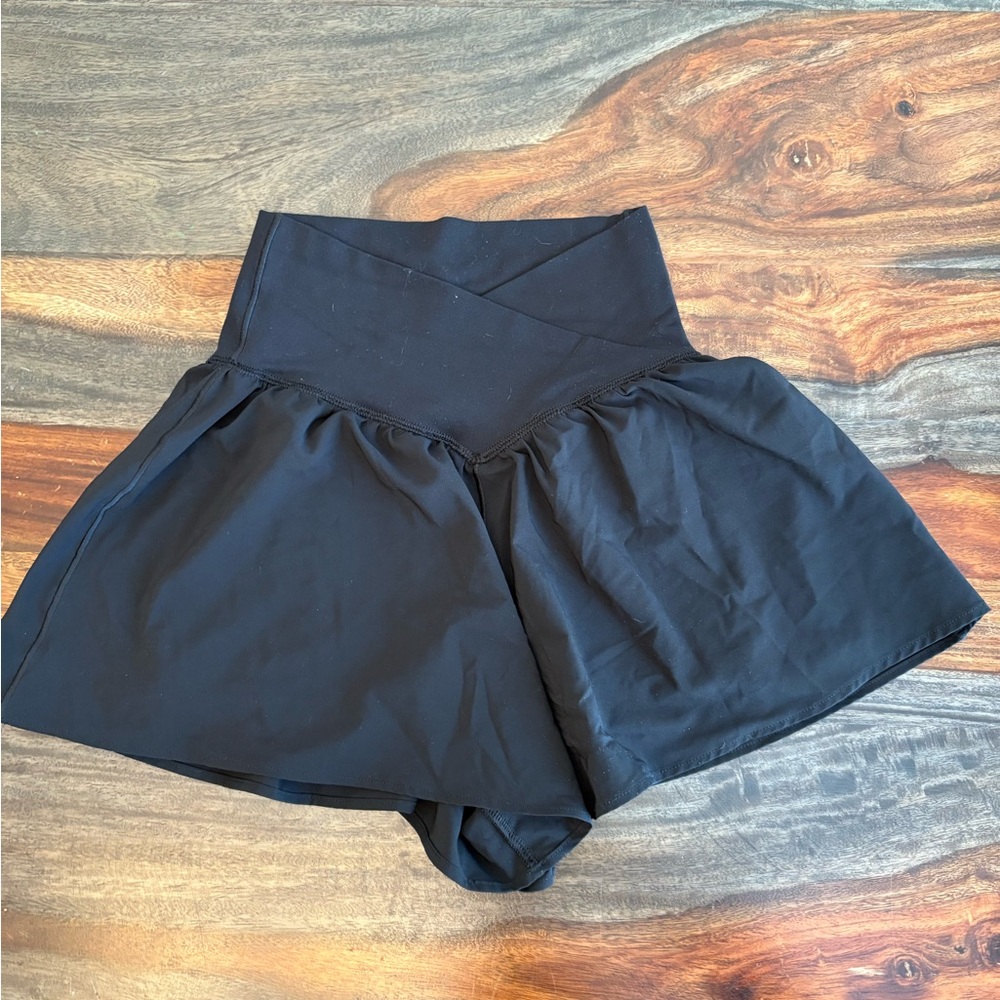 Aerie Black High-Waisted Skorts